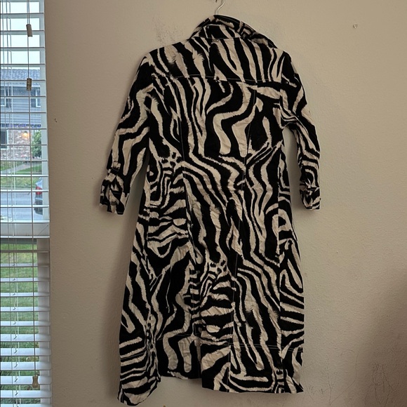 Chic Zebra Pattern Jacket - Picture 6 of 7